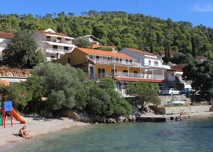 Brna 9162b * Smokvica (Korcula)